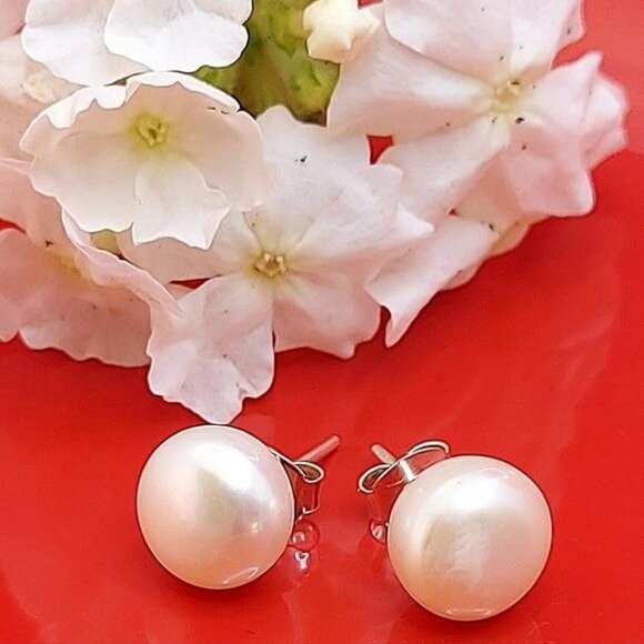 Natural Round Creamy White Pearl 9mm 925 Sterling Silver Earrings - Picture 1 of 7
